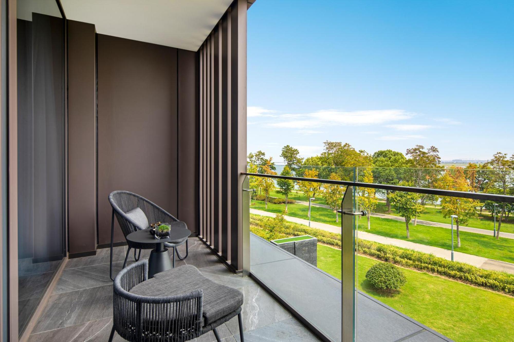 Hotel Indigo Suzhou Yangcheng Lake By Ihg Exterior photo